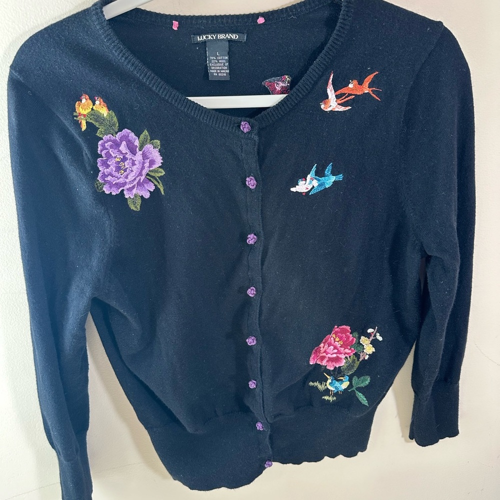 Vintage Y2K Lucky Brand Embroidered Sweater Cardigan Japanese characters bird - Picture 1 of 9